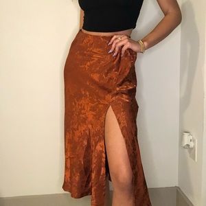princess polly rust orange midi skirt w/ slit